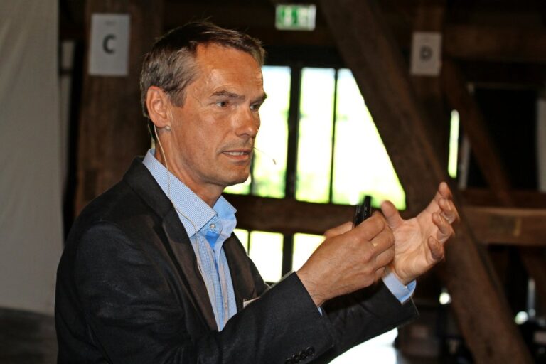 Meeno Schrader Parkinson – Sein Weg mit der Diagnose und beruflicher Rückblick meeno schrader parkinson